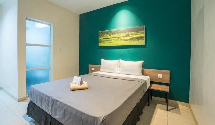 Life Puri Hotel Surabaya, rekomendasi hotel murah dekat pusat kota Surabaya yang bisa menjadi tempat pilihan untuk menginap.