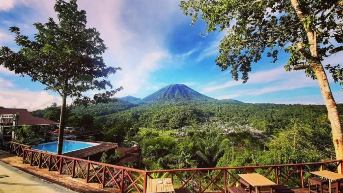 Lokon View, tempat nongkrong ngehits di Kabupaten Tomohon, Sulawesi Utara.