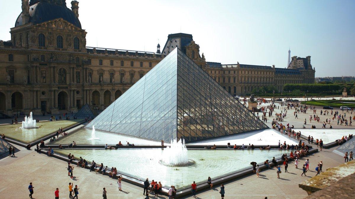 Sempat Hampir Dibuang, Lukisan Mahakarya Abad ke-13 Kini Jadi Koleksi Terbaru Museum Louvre