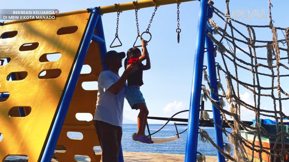 Malalayang Beach Walk 2 Manado cocok dikunjungi bareng anak.