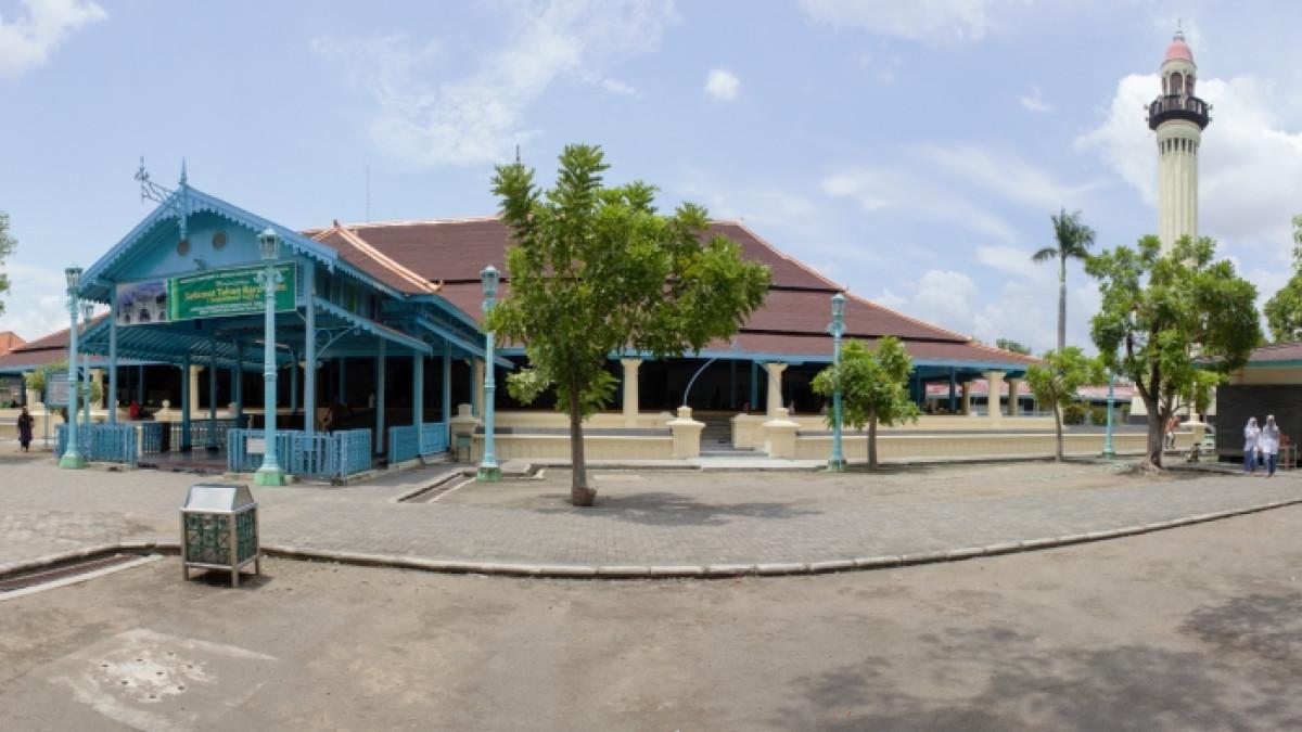 Masjid Agung Keraton Surakarta, tempat wisata religi di Kota Solo, Jawa Tengah.