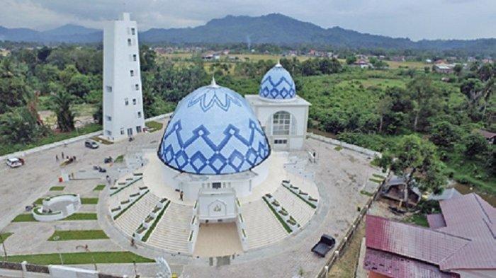 Sejarah Masjid Nyak Sandang Aceh, Hadiah dari Presiden Jokowi
