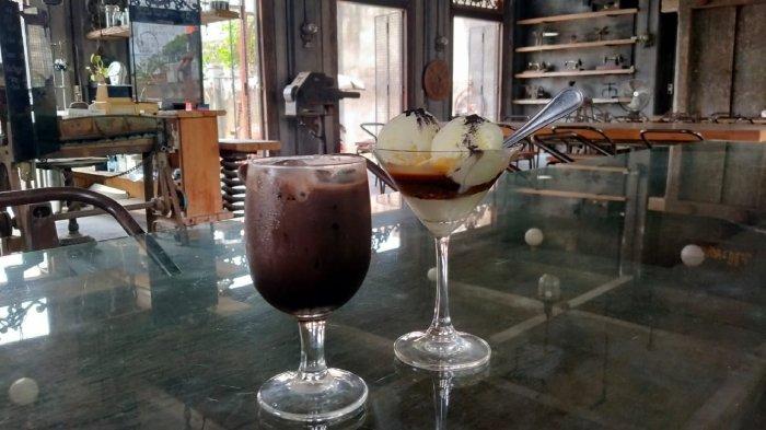 Minarets Classic Coffe, coffee shop unik di Sukoharjo berkonsep bangunan ala istana kerajaan ini menawarkan menu kopi dan non-kopi yang murah meriah mulai Rp 10 ribuan, Selasa (7/11/2023).