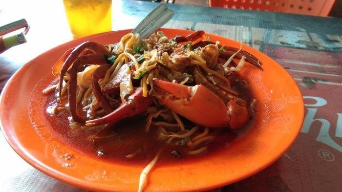 Mie Aceh Kepiting di Mie Aceh Titi Bobrok di Jalan, Setia Budi No17D, Sei Sikambing B, Kec Medan Sunggal, Kota Medan, Senin (2/12/2019)