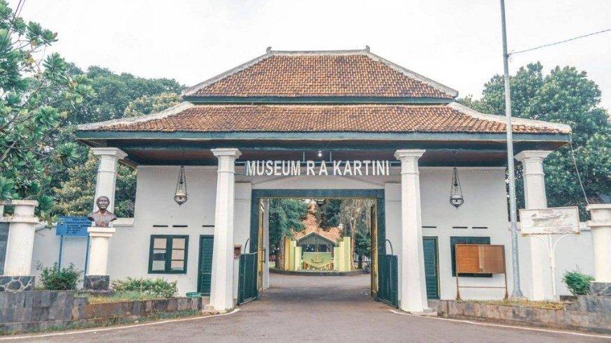 Museum Kartini, satu tempat wisata terbaik di Rembang, Jawa Tengah.