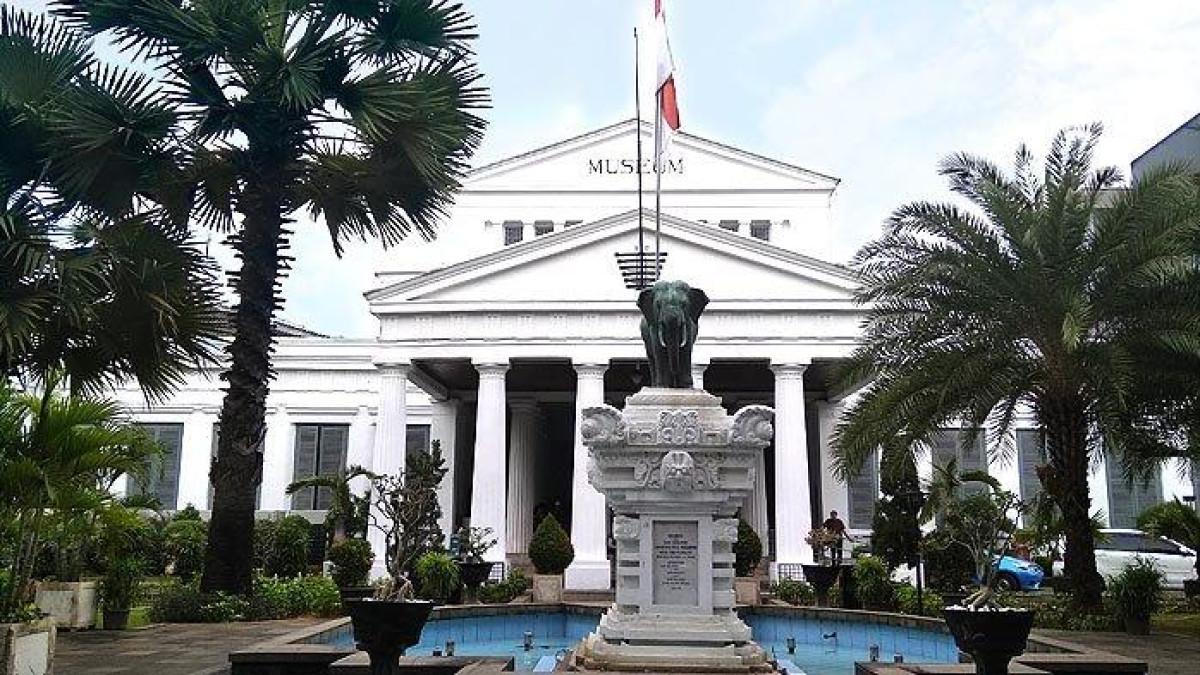 Museum Nasional Indonesia di Jalan Medan Merdeka Barat, Jakarta Pusat.