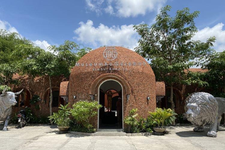 Tampak depan MuseumKu Gerabah, Kasongan, Bantul, Jogja, Jumat (8/12/2023).