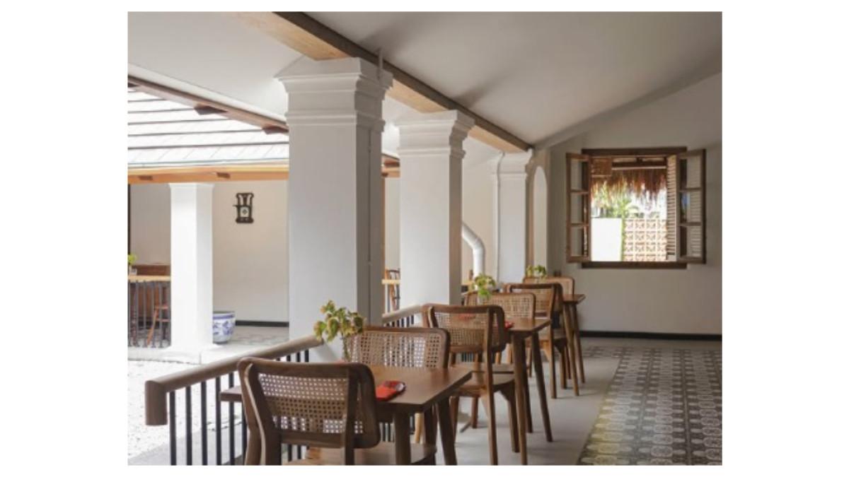 Njonja Munsen Coffee Dining & Space