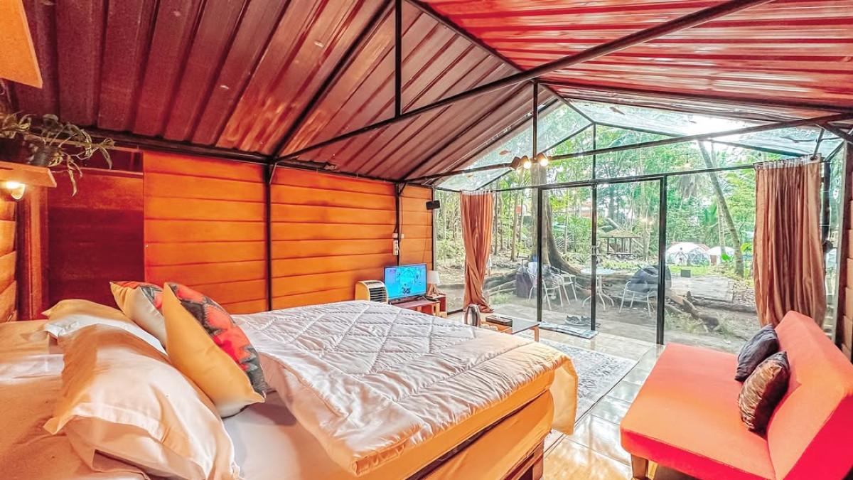Pallatina by Glamping Indekostour, satu tempat glamping terbaik di Jogja yang bisa kamu coba.