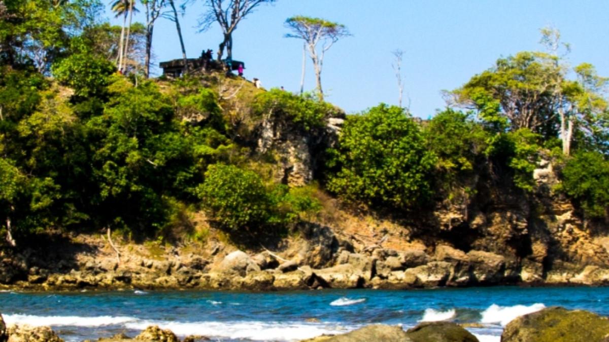 Pantai Anoi Itam, tempat wisata alam di Kecamatan Sukajaya, Kota Sabang, Aceh.