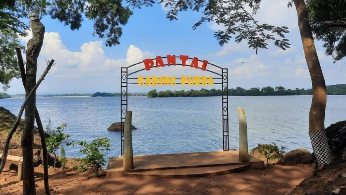 Pantai Gading Purba, tempat wisata hidden gem di Wonogiri, Jawa Tengah.