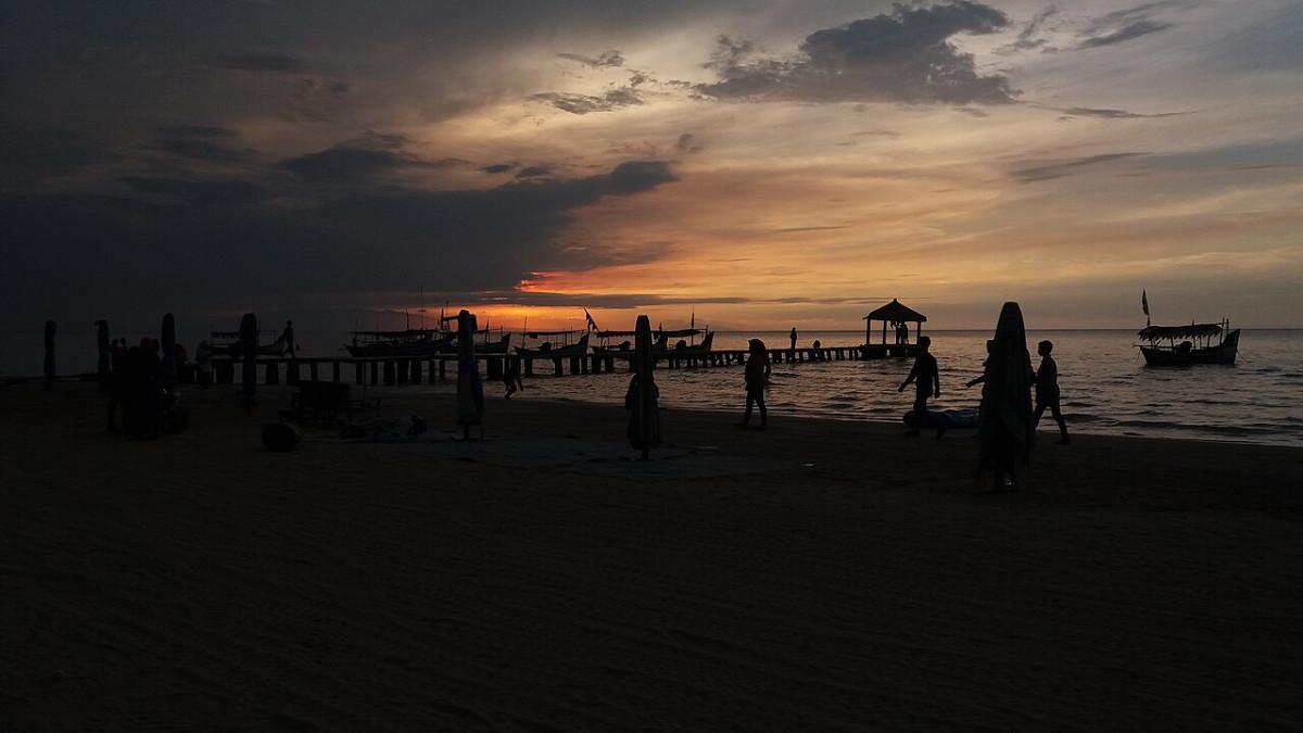Pantai Karangjahe, satu tempat wisata di Rembang, Jawa Tengah