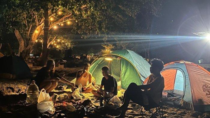 Camping di Pantai Tuturuga Sulawesi Utara: Keindahan Alam dan Penyu Bertelur di Tengah Malam