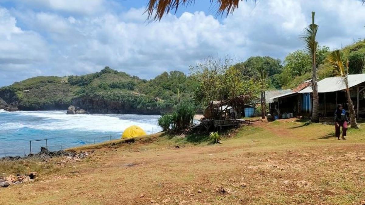 Pantai Widodaren, Kanigoro, Saptosari, Gunungkidul, Jogja