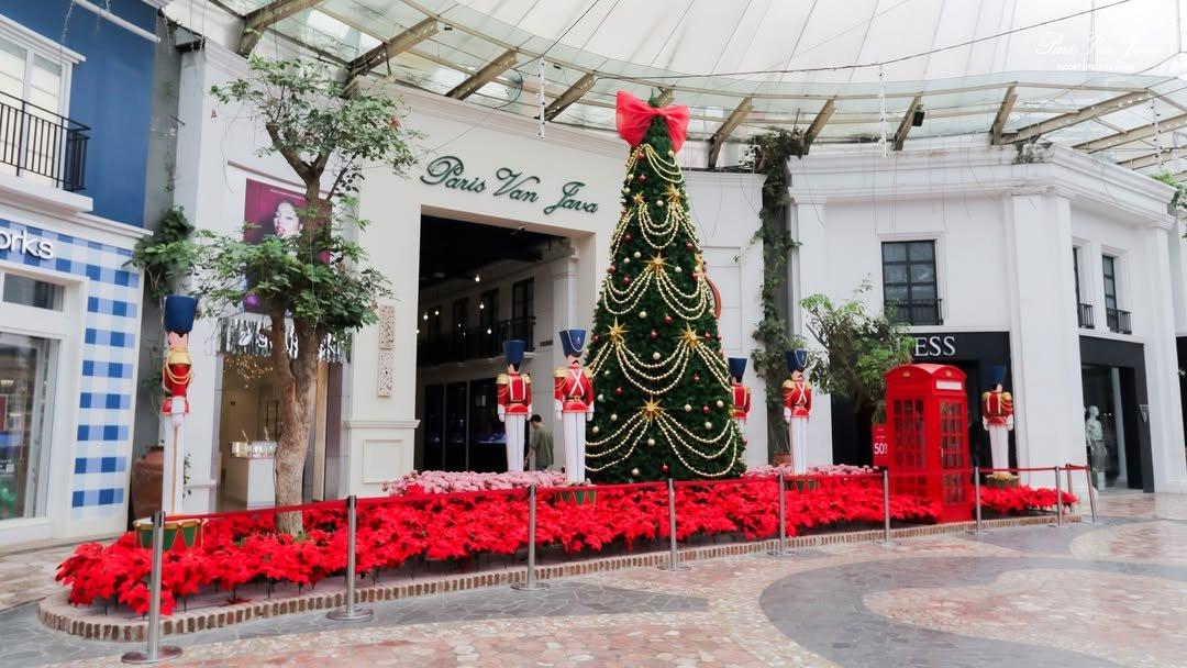 Paris Van Java Resort Lifestyle Place, Bandung, Jawa Barat.