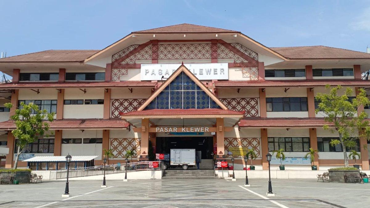 Pasar Klewer, satu tempat wisata terbaik di Pasar Kliwon, Solo, Jawa Tengah.