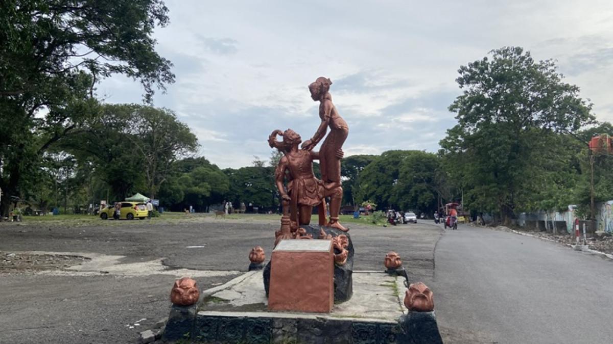 Salah satu patung ikonik Taman Sriwedari