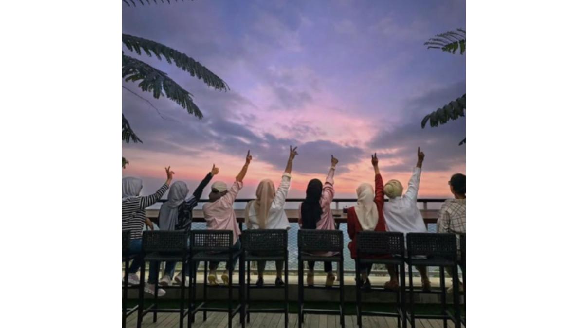 Payung Langit Tea Resto & Camp