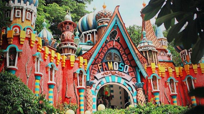 Jam Buka & Harga Tiket Masuk Famoso Garden Terbaru 2024, Jelajahi Negeri Dongeng Bak Princess