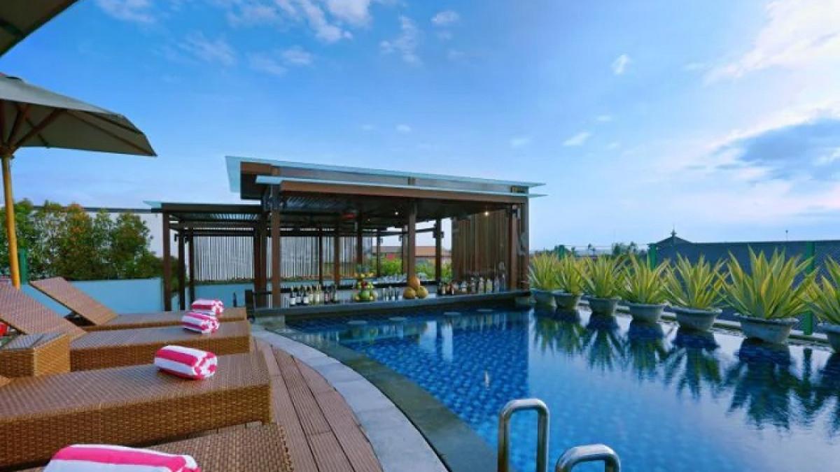 satu hotel bintang 3 terbaik di dekat bandara I Gusti Ngurah Rai buat akomodasi akhir pekan.