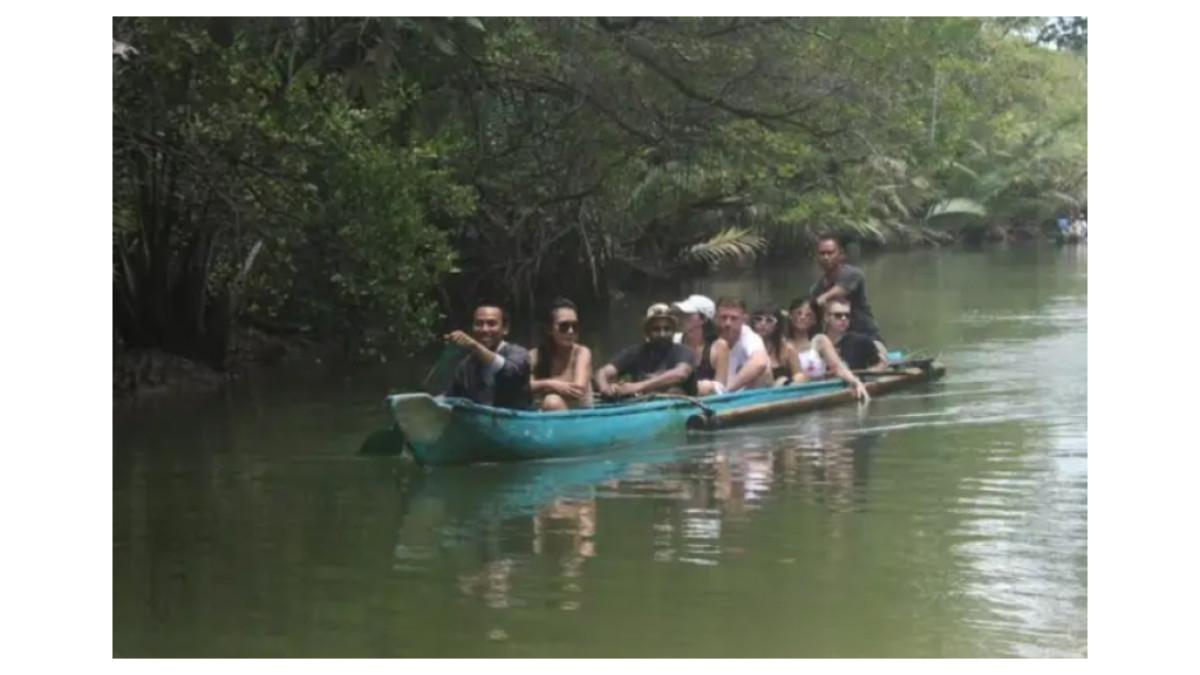 Trip ke Pulau Peucang di Pandeglang, Banten atau sebelah barat Taman Nasional Ujung Kulon