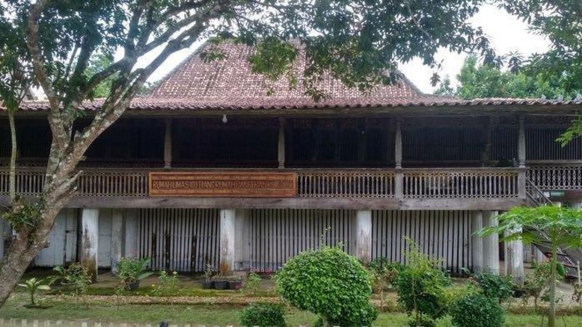 Rumah 100 Tiang di Ogan Komering Ilir, Sumatera Selatan