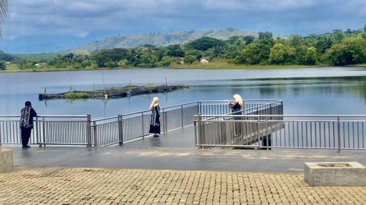 Kulineran di Rumah Makan Dua Kelapa Pelaihari, Tanah Laut, Kalsel, Bonus Spot Foto Menawan