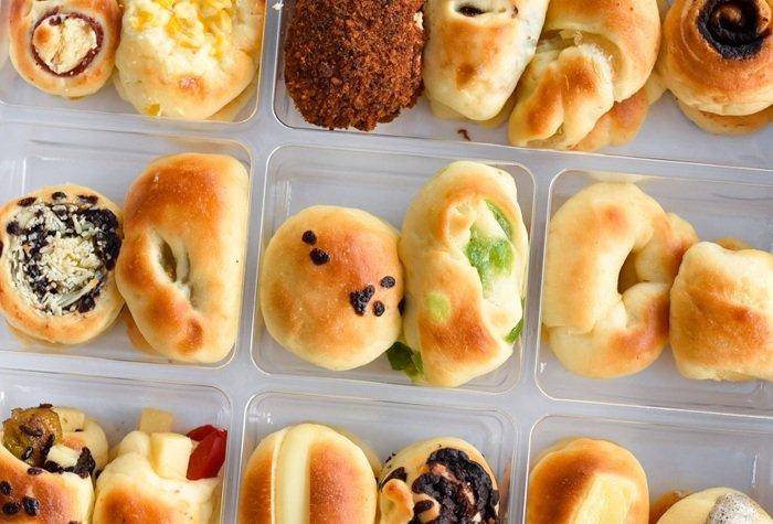 Sajian Roti Unyil Venus yang bisa menjadi tujuan kuliner sekaligus oleh-oleh selagi mengunjungi Bogor, Jumat (11/7/2025).