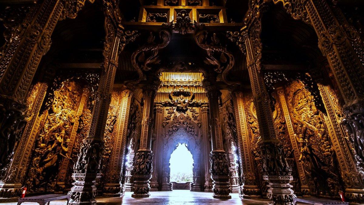 Sanctuary of Truth Museum, satu museum unik di Pattaya Thailand.