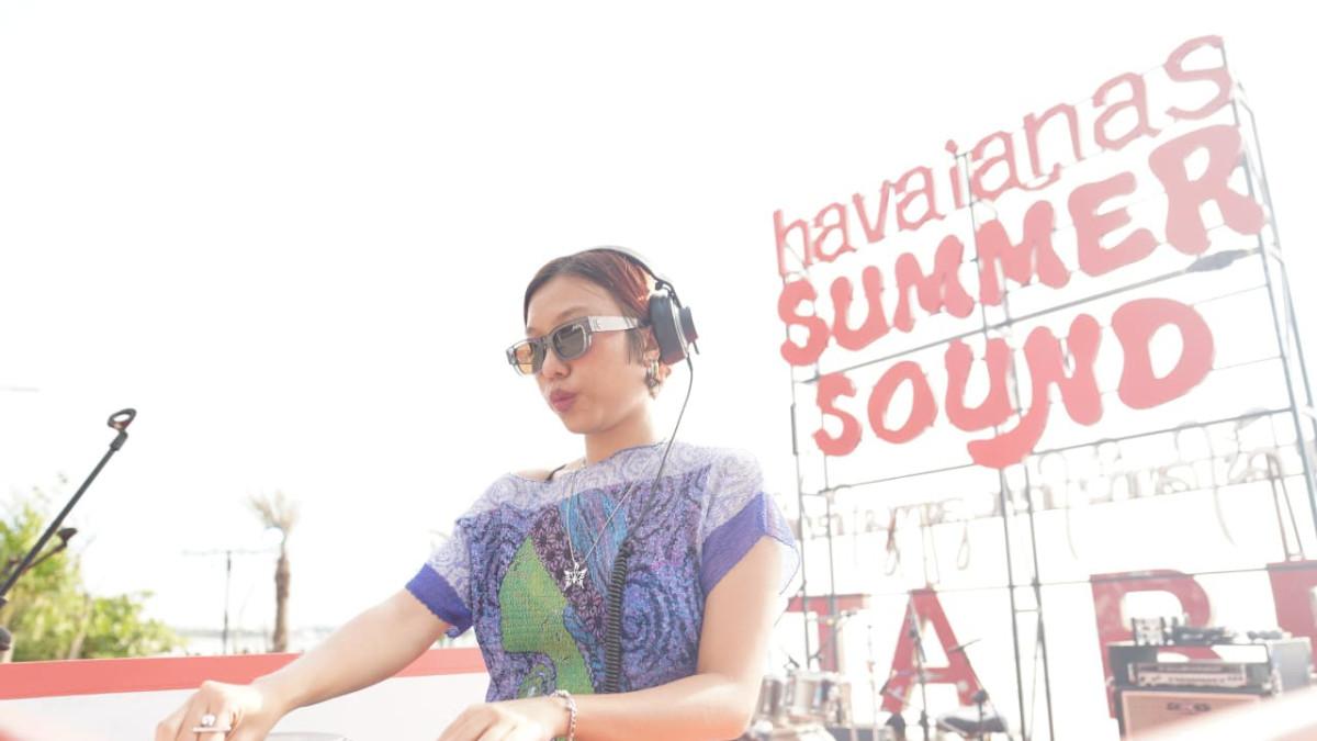 Summer Sound Bali dimeriahkan oleh penampilan DJ ternama.