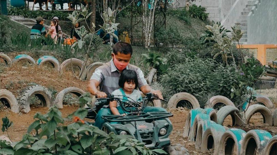 Taman Wisata New Balekambang.