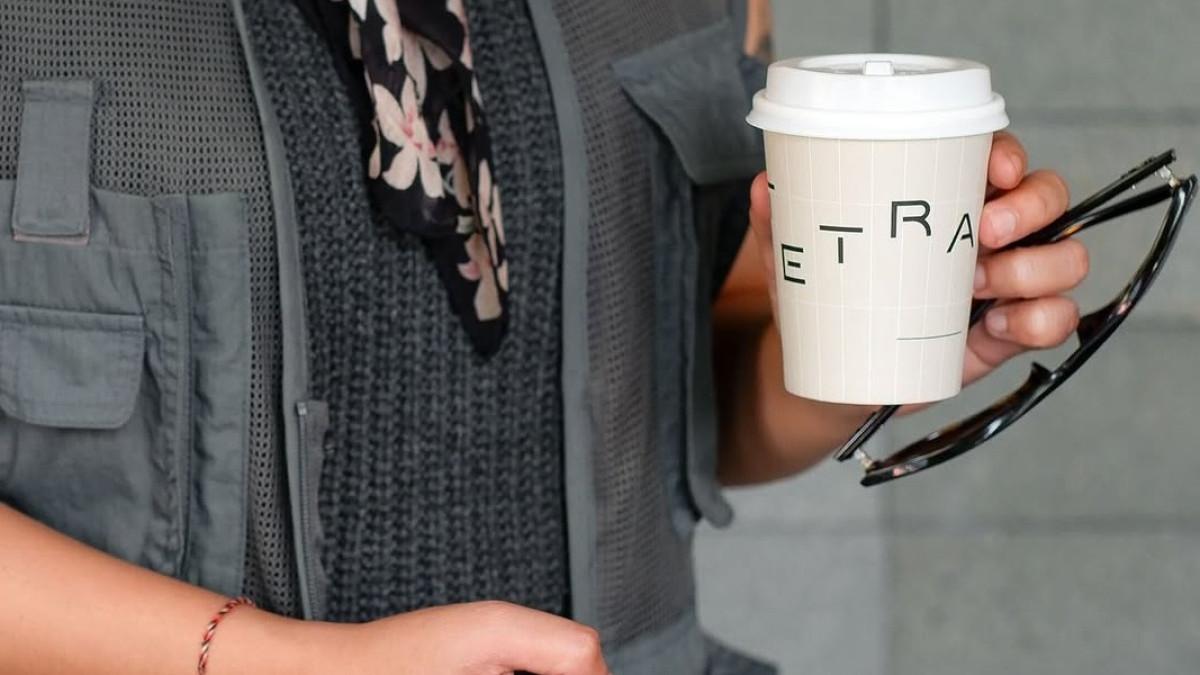 Tetra Coffee & Eatery, satu kafe 24 jam di sepanjang Jalan Slamet Riyadi Solo yang wajib dikunjungi.