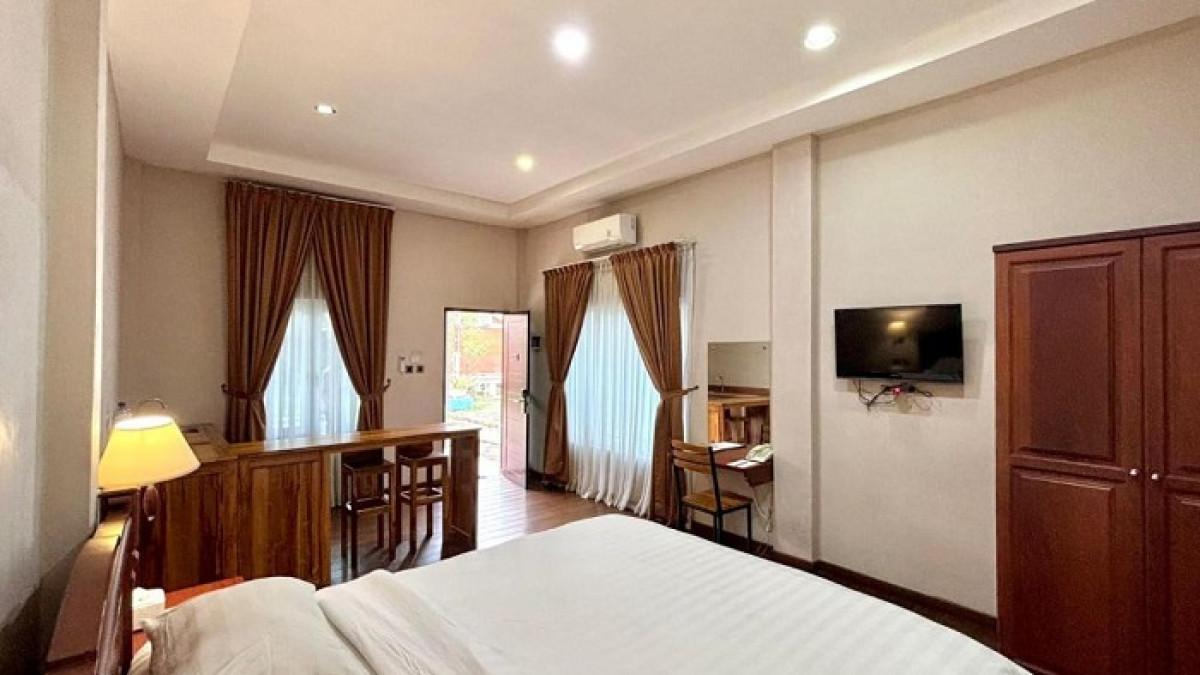 Thongs Inn Hotel Kualanamu, satu hotel terbaik di dekat bandara Kualanamu Deli Serdang buat akomodasi akhir tahun.