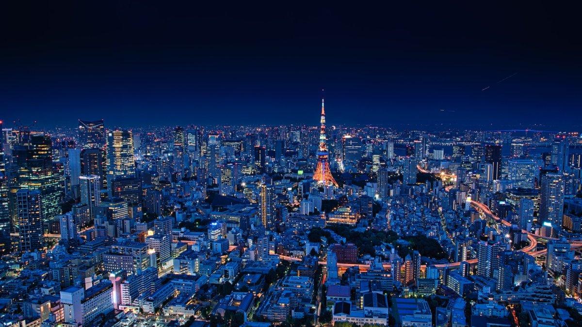Tokyo Tower, satu tempat terbaik buat menyaksikan pemandangan Tokyo Jepang di malam hari.