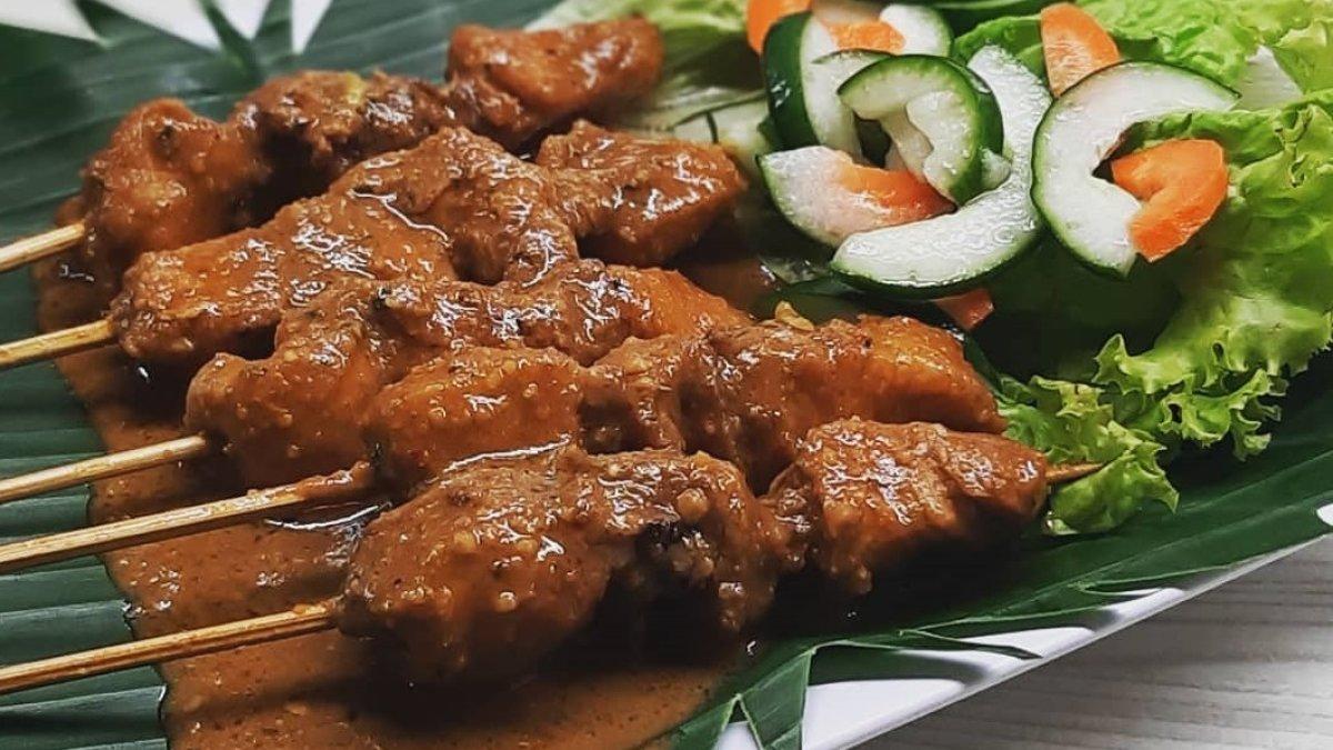 Salah satu hidangan di Warung Indonesia Kuta, tempat sarapan enak di Bali dengan harga terjangkau.