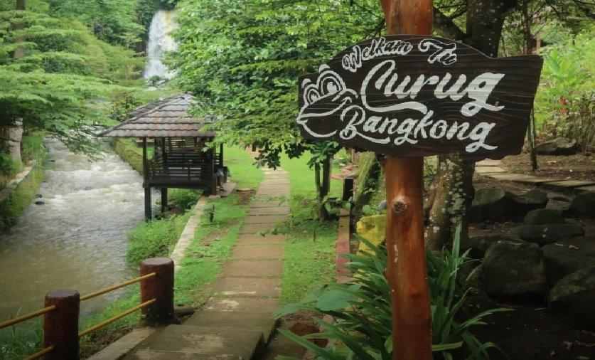 Wisata Alam Curug Bangkong, satu tempat wisata di Kuningan Jawa Barat.