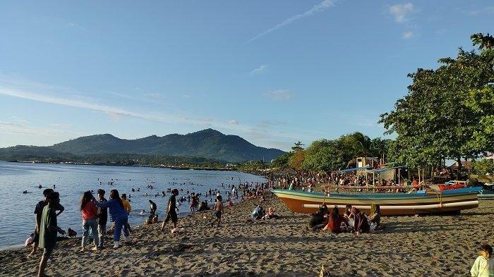 Pantai Karang Ria Desa Bitung Karangria, Tuminting, Manado, Sulut, Cocok Buat Liburan Akhir Pekan
