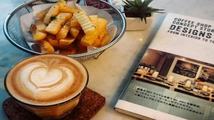 All Good Coffee & Waffles Rio Dewanto - Tempat Nongkrong Asik Milik Aktor Filosofi Kopi
