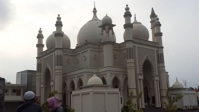 Tak Perlu Jauh-jauh ke India, di Malang Ternyata Juga Ada Masjid yang Kerap Dipanggil Taj Mahal