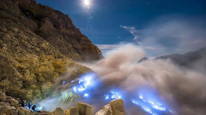 Jelajah Banyuwangi - Lihat Tradisi Sadap Nira di Kaki Gunung Ijen