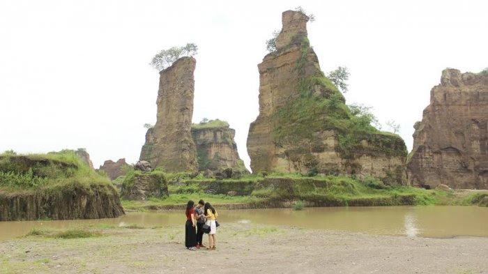 Brown Canyon di Semarang.