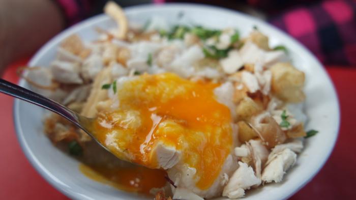 Rekomendasi Bubur Ayam Enak di Jakarta untuk Sarapan, Coba Buryam Barito yang Legendaris