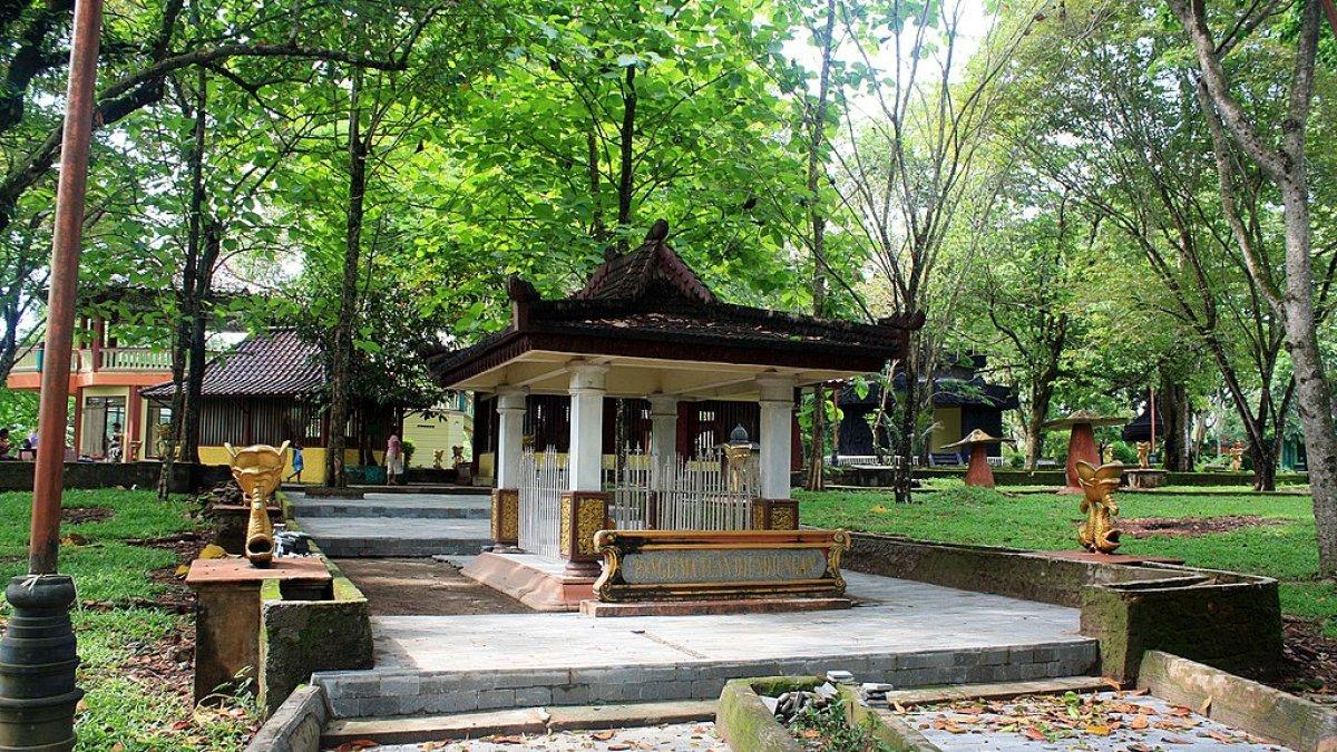 Bukit Siguntang, satu tempat wisata di Palembang
