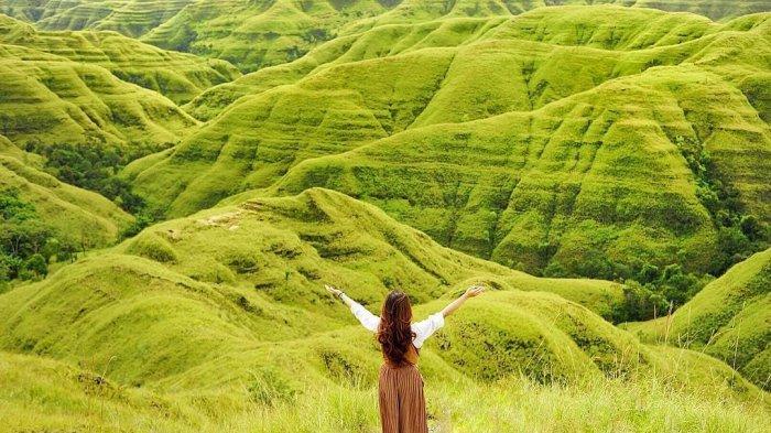 Intip Keindahan 7 Bukit dari Sumba yang Dikenal dengan Negeri Seribu Bukit yang Memesona