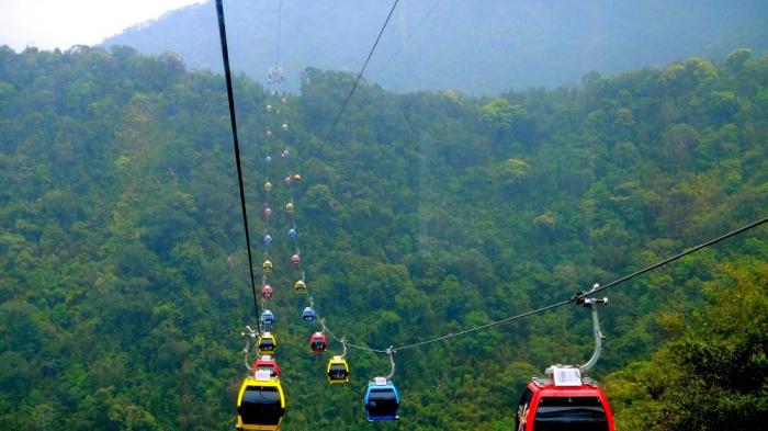 Gunung Tianmen - Jadi Cable Car Terpanjang di Dunia, Mendaki Tanpa Perlu Tenaga