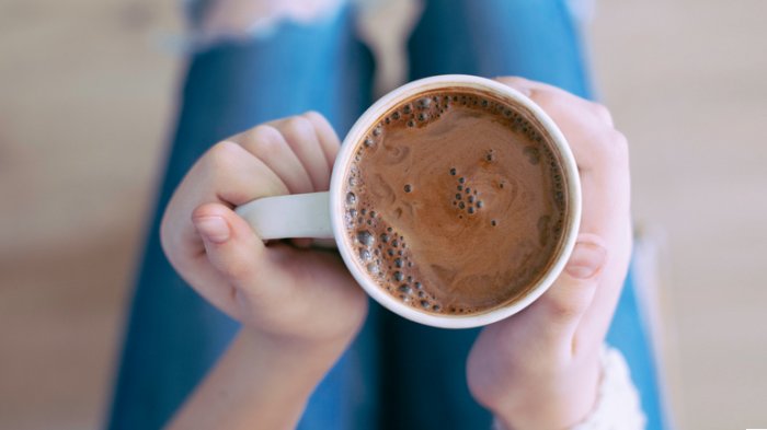 Baik untuk Jantung, Antioksidan dalam Cokelat Panas Lebih Banyak dari Teh Hijau