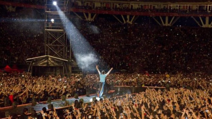 5 Tips Nonton Konser di Luar Negeri, Siapkan Tiket Konser hingga Barang Bawaan