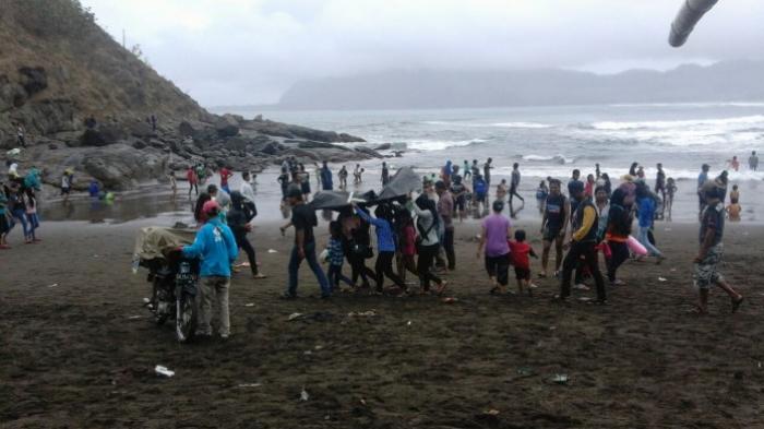 Niat Merayakan Idul Adha di Pantai, Dua Santri Ini Malah Tertelan Ombak Pantai Selatan