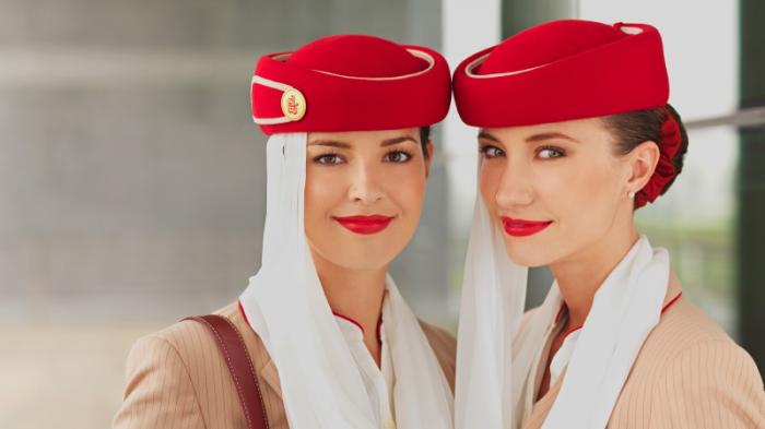 Kenapa Pramugari Selalu Pakai Lipstik dengan Warna Merah Menyala?