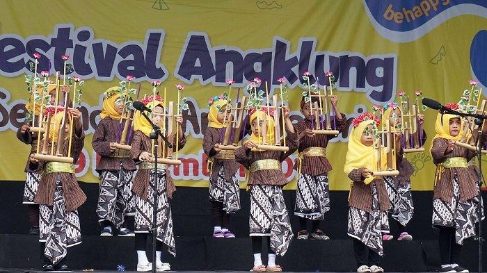 Jogja Bay Gelar Festival Angklung Senandung Anak Negeri, Yuk Simak Keseruannya!